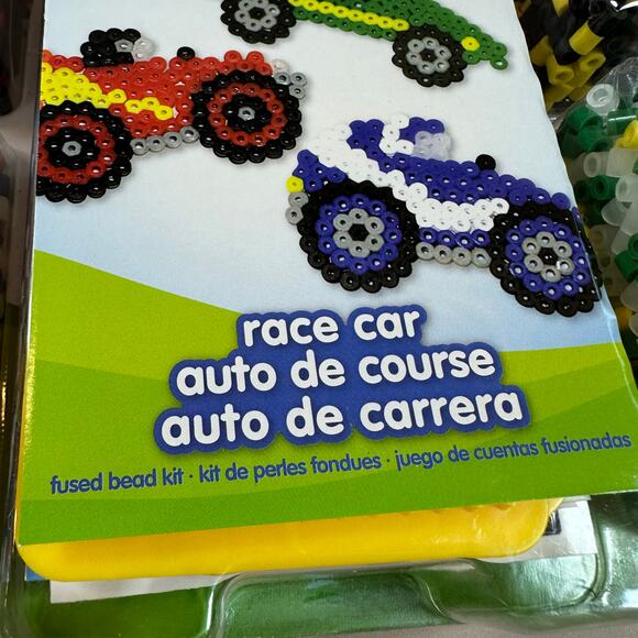 Perler Beads Race Car Set NEW 2000 Beads 8 Projects - Picture 4 of 6